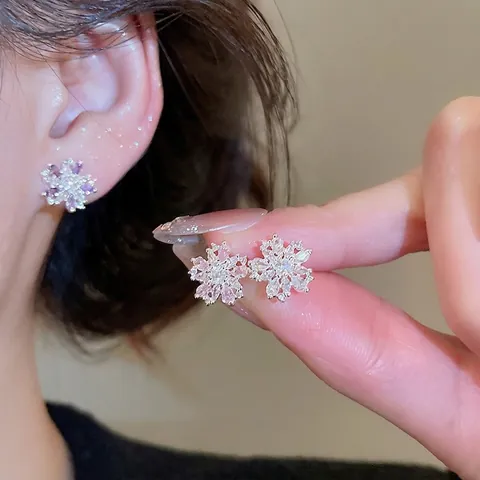 Orecchini A Lobo Fiore Fiocco Di Neve Rame Con Zircone E Silver Earring Post Gioielli Eleganti Lucidi Per Donne