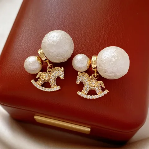 Orecchini Pendenti Cavallo A Dondolo Rame Zirconia Künstliche Perle Sintetiche Con Perno In Argento Gioielli Eleganti Donna