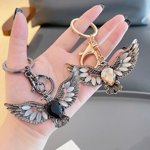 Eagle Keychain Vintage Metal Spreading Wings Zinc Alloy Cat Eye Stone Rhinestone Bag Charm Car Hanging Accessory