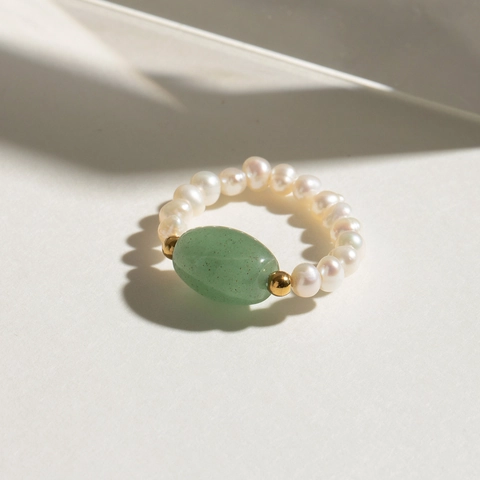 18K Gold Plated Stainless Steel Freshwater Pearl Green Aventurine Beaded Stretch Ring Elegant Fashion Jewelry For Women