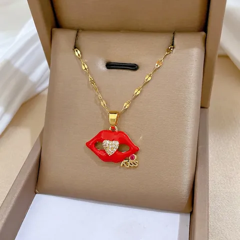 Collier Pendentif Lèvres Rouges Cœur Chaîne Acier Inoxydable Cuivre Zircon Incrusté Kiss Charm Bijoux Élégants Mode Romantique Femmes