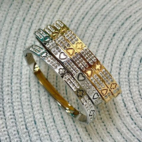 Bracciale Rigido a Doppio Giro in Acciaio al Titanio con Zirconi Cuore Fiore per Donna Impermeabile Anti-Scolorimento Gioielli di Lusso con Strass