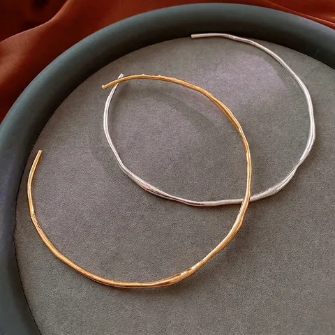 Girocollo Aperto In Rame Placcato Oro Minimalista Donna Design Ondulato Martellato Irregolare Geometrico Alla Moda