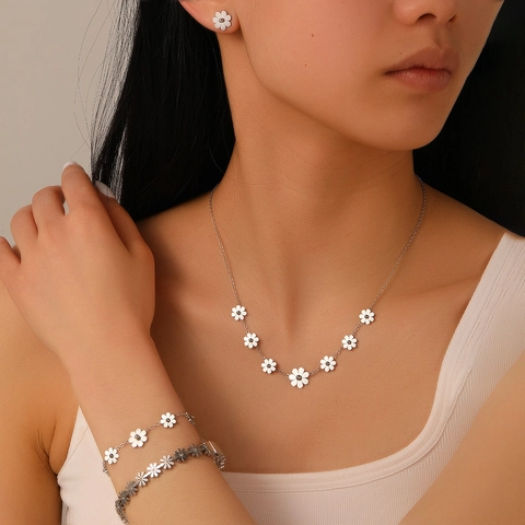 Dainty Daisy Flower Necklace Bracelet Earrings Bangle Jewelry For Women Stainless Steel Gold Plated Floral Elegant Chic Style