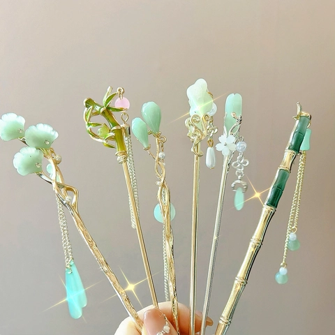 Chinese Vintage Green Hair Stick Alloy Faux Jade Tassel Hairpin Hanfu Accessory For Women Elegant Chignon Pin