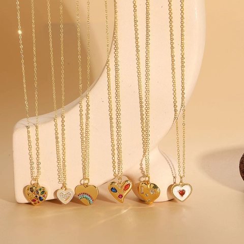 Fashion Copper Heart Zirconia Pendant Necklace For Women Colorful Enamel Shell Inlaid Clavicle Chain Simple Jewelry Gift