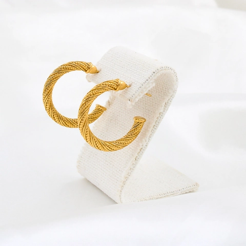 Orecchini a Cerchio Torsione in Acciaio Inossidabile Retrò per Donna Modello a Spirale Geometrica a Forma di C Placcato Oro Gioielli Moda