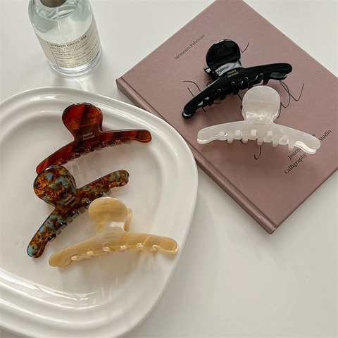 French Style Acetate Hair Claw Clip Elegant Vintage Marble Tortoiseshell Shark Clip Handmade Hair Accessories For Women