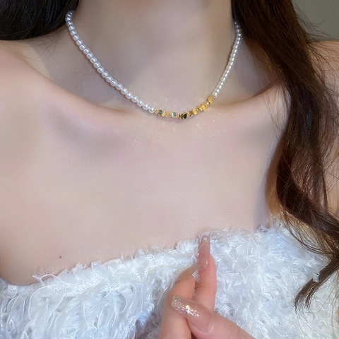 Choker Necklace Imitation Artificial Pearl Gold Alloy Geometric Splicing Clavicle Chain Retro Elegant Fashion Accessory For Women