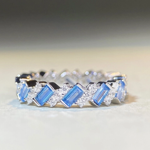 Bague en Argent Sterling 925 avec Zirconia pour Femmes Luxe Géométrique Pave Band Bijoux de Mode Mariage Fête Éternité Accessoire Ornement
