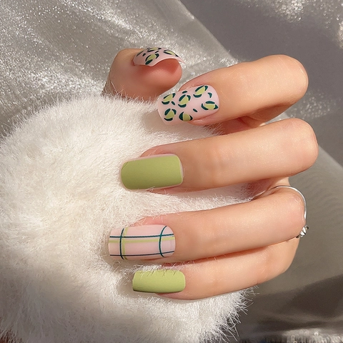 Matte Press On Nails Long Square Green Pink Leopard Print Artificial False Nails Fashionable Manicure Extension