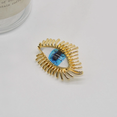 Vintage Nische Design Legierung Böser Blick Brosche Personalisierte Blaue Augen Korsage Galvanisierte Gold Accessoire Für Anzug Damen