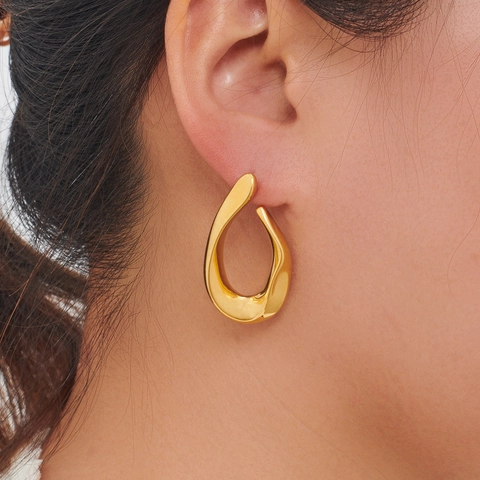 Unregelmäßige Geometrische Ohrstecker Minimalistische Edelstahl Wassertropfen Design Flüssigmetall Stil Vergoldet Schmuck Damen
