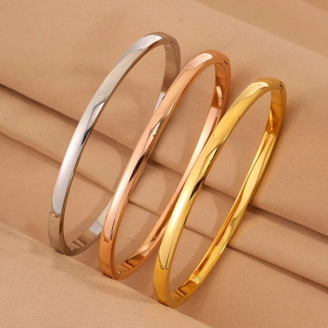 Brazalete Minimalista De Acero Inoxidable Pulido Con Cierre De Bisagra Joyería De Moda Para Mujeres Y Hombres