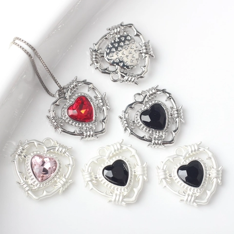 Gothic Punk Heart Pendant With Barbed Wire Thorn Design Zinc Alloy Zircon Crystal For DIY Jewelry Making