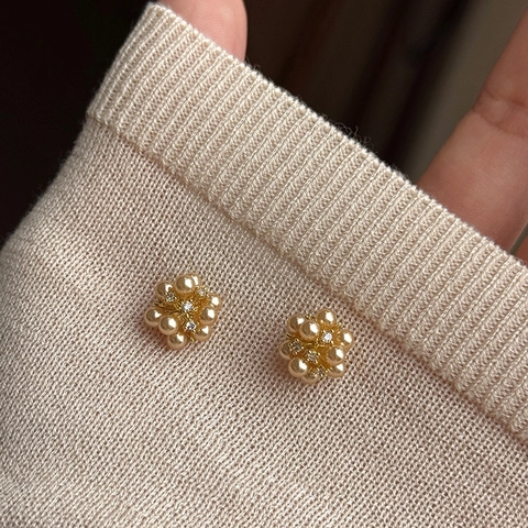 Blumen Cluster Ohrstecker Mit 925 Sterling Silber Ohrstecker Legierung Strass Imitation Künstliche Perle Retro Elegant Damen