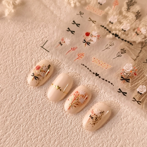 Retro Französische 3D Gold Geprägte Nagelsticker Blumen Rose Schleife Herz Muster Selbstklebende Maniküre Decals Für Damen DIY Nagelkunst