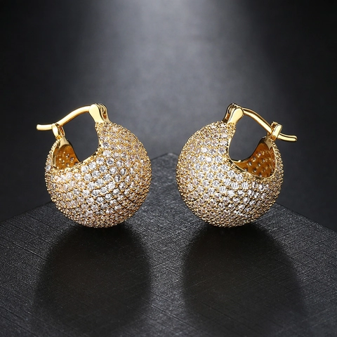 Micro Pave Cubic Zirconia Ball Hoop Ohrringe Kupfer Material Hip Hop Mode Schmuck Für Frauen Funkelnde Ohr Schnalle