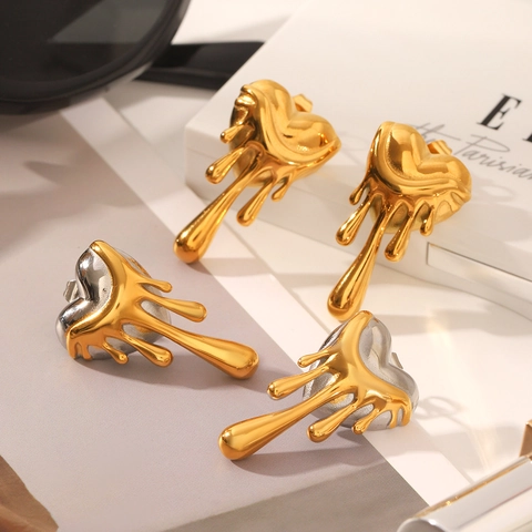 Orecchini a Bottone in Acciaio Inossidabile a Forma di Cuore con Lava Liquida per Donna Gioielli Geometrici Placcati in Oro 18K