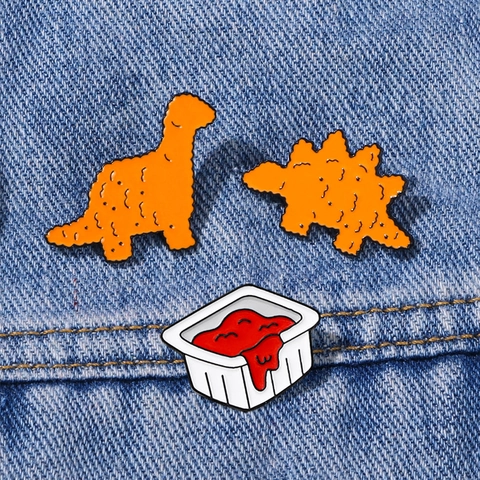 Carina Spilla In Smalto Con Pepita Di Pollo Dinosauro Cartone Animato Distintivo Pin In Lega Per Decorazione Zaino Vestiti