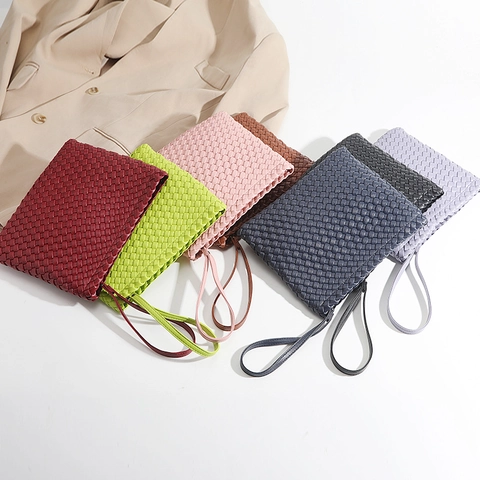 Woven Clutch Bag PU Leather Checkered Pattern Evening Wristlet With Wrist Strap Zipper Closure For Women Fashion