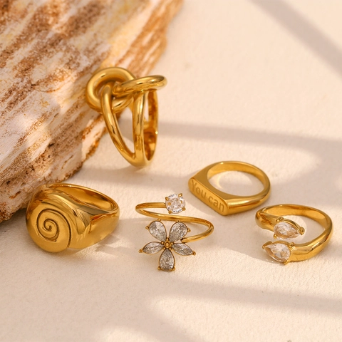 Stainless Steel Rings For Women 18K Gold Plated Zircon Flower Layered Knot Conch Engraved Niche Fashion Jewelry