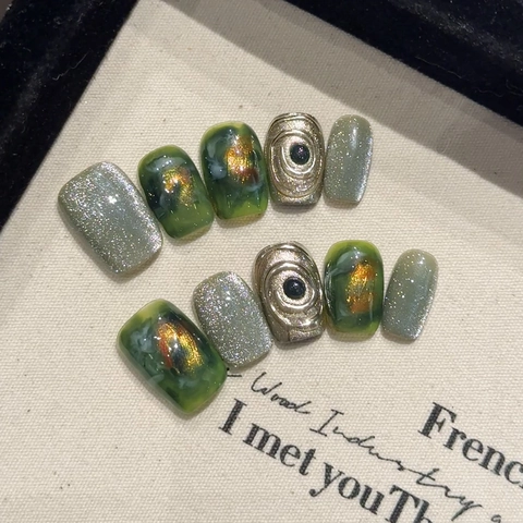 Uñas Postizas Hechas a Mano Verde Esmeralda Ojo de Gato Diseño Cielo Estrellado Vintage Ultra Corto Trapecio Uñas para Mujer Fiesta