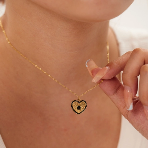 Collier Pendentif Cœur Mauvais Œil Acier Inoxydable Plaqué Or 18K Avec Pierre Noire Bijoux Rétro Style INS Pour Femmes