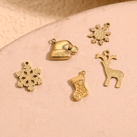 Ciondoli Di Natale Acciaio Inossidabile Placcato Oro 14K Renna Fiocco Di Neve Cappello Per Creazione Gioielli DIY Moda