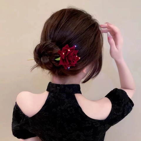 Forcina Per Capelli Con Rosa Rossa In Velluto Stile Cinese In Lega Con Nappa Strass Accessorio Per Capelli Da Donna