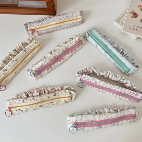 Trousse À Crayons Imprimé Fleuri Polyester Bord À Volants Fermeture Éclair À Anneau Pochette Papeterie Pour Filles École Bureau