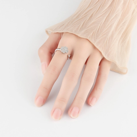 Rotierender Vierblättriger Kleeblatt Ring Zirkon Eingelegt Kupfer Verstellbar Offen Finger Schmuck Elegant Angstlinderung Glück Für Frauen