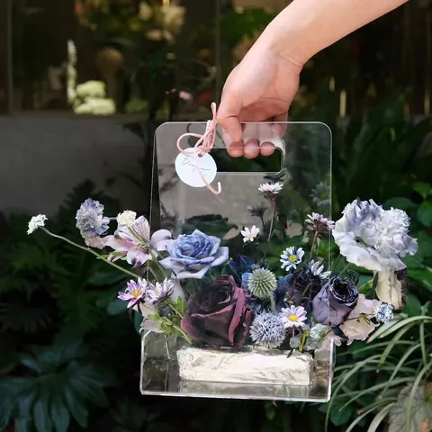 Transparent Acrylic Flower Container Portable Triangle Gift Bag Carry Flower Packaging Carrier For Wedding Party Home Decor