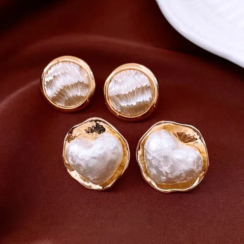 Vintage Runde Ohrstecker Legierung Künstliche Perlenimitat Mit Silber Ohrsteckerstift 16K Vergoldet Französischer Stil Elegant Damen