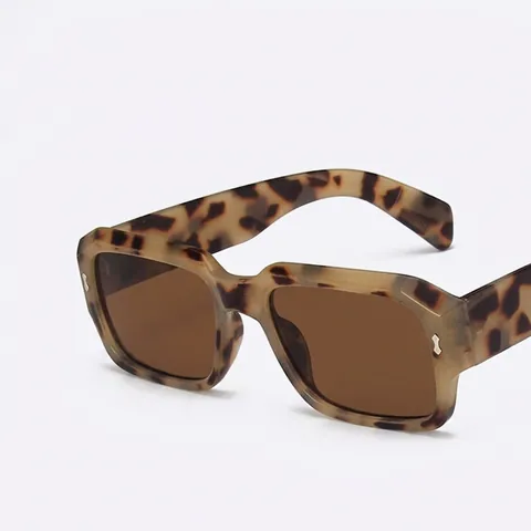 Gafas De Sol Cuadradas Grandes Montura PC Protección UV400 Remaches Retro Moda Unisex