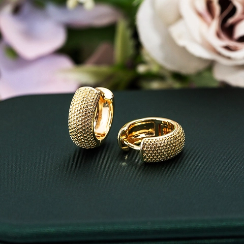 Huggie Hoop Earrings 18K Gold Plated Copper Textured Beaded Geometric Polka Dot Minimalist Jewelry For Women