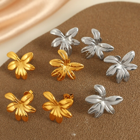 Vintage Stainless Steel 18K Gold Plated 3D Flower Stud Earrings Minimalist Floral Petal Earrings For Women Fashion Jewelry