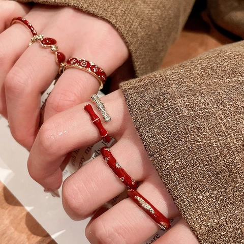 Vintage Roter Emaille Ring 14K Vergoldetes Kupfer Verstellbarer Fingerschmuck Für Damen Retro Muster Eleganter Stil
