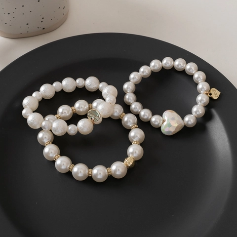 Künstliche Perlen Armband Haargummi Künstliche Perle Legierung Elastisches Haarseil Herz Anhänger Vintage Französischer Stil Damen