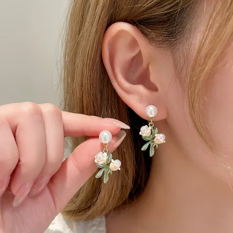 Pendientes De Flor Lirio De Los Valles Hoja Esmalte Aleación Perla Artificial Poste De Plata De Ley 925 Dulce Para Mujeres