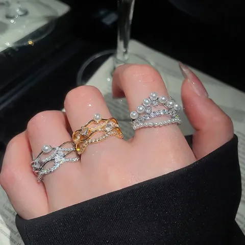 Anello Aperto Ondulato Multistrato Elegante Con Perla Artificial Sintetica E Zirconia Per Donna Gioielli In Rame Geometrici Di Lusso