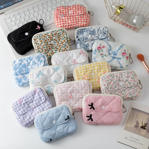 Quilted Polyester Mini Coin Purse Floral Gingham Earphone Storage Bag With Zipper And Button Closure