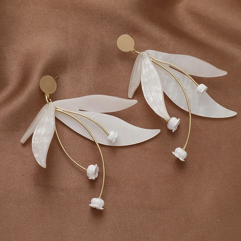 Orecchini Pendenti Fiore Mughetto Petalo Acrilico Bianco Goccia Lunga Lega Con Perno In Argento Sterling 925