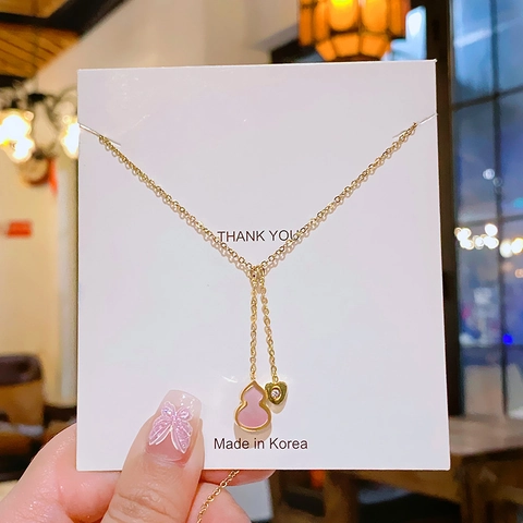 Collana In Acciaio Al Titanio Placcato Oro 18K Pendente Zucca In Conchiglia Rosa Cuore Catena Per Clavicola Da Donna