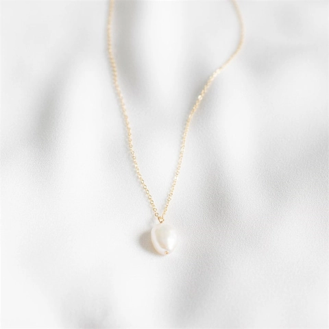 Collana Con Ciondolo Perla de Agua Dulce Barocca D'acqua Dolce Rame Placcato Oro 14K Elegante Catena Di Clavicola Per Donne