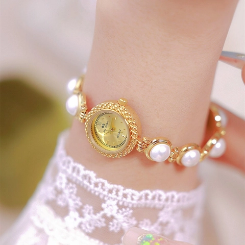 Women Bracelet Watch Elegant Vintage Imitation Artificial Pearl Strap Quartz Movement Alloy Fashion Jewelry Wristwatch For Lady