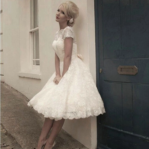 Abito Da Sposa Corto In Pizzo Linea A Collo Vuoto Maniche Corte Fiocco In Raso Elegante Per Donna