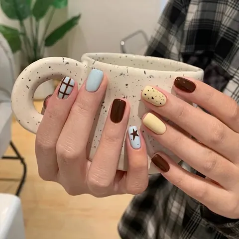 Press On Nails Star Plaid Pattern Sweet Ins Style False Nail Tips Chocolate Blue Cream Color Fashion For Women