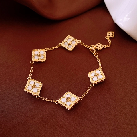 Élégant Bracelet À Breloques Fleurs En Cuivre Avec Placage Or 14K Incrustation Acrylique Pour Femmes Style Luxe Réglable
