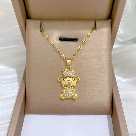 Crown Bear Pendant Necklace Titanium Steel Copper Micro Inlaid Zircon Iced Out Jewelry Luxury